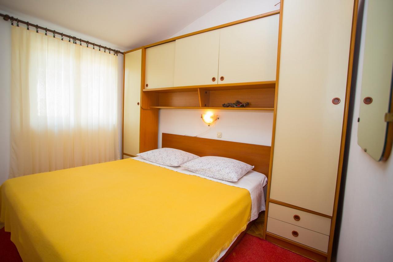 Apartments Tanja Podgora Exterior foto